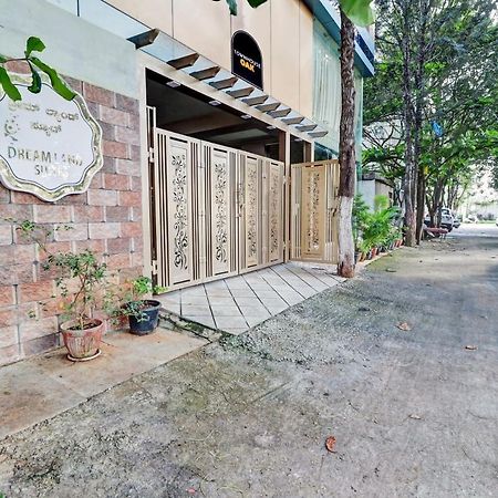 Yelahanka Townhouse Oak Dreamland Suites المظهر الخارجي الصورة
