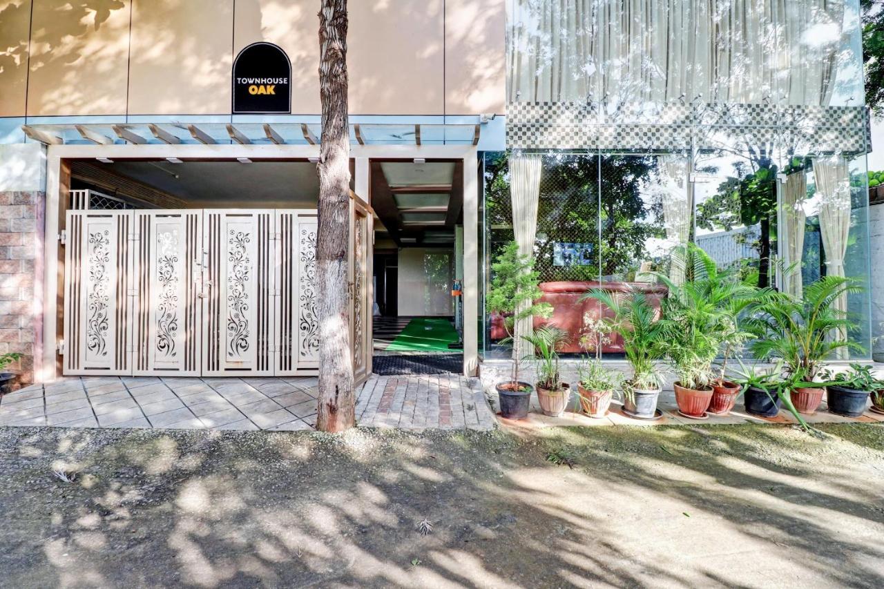 Yelahanka Townhouse Oak Dreamland Suites المظهر الخارجي الصورة