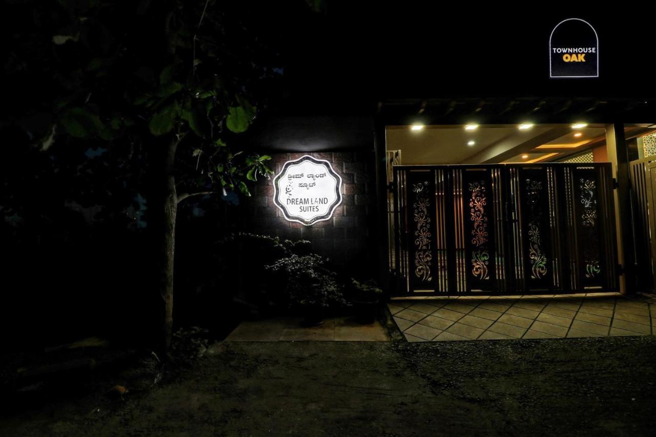 Yelahanka Townhouse Oak Dreamland Suites المظهر الخارجي الصورة
