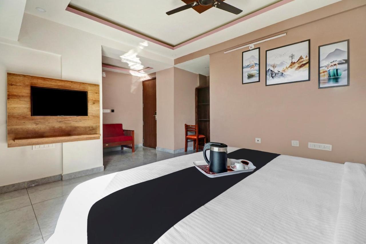 Yelahanka Townhouse Oak Dreamland Suites المظهر الخارجي الصورة