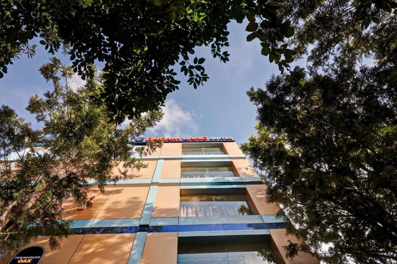 Yelahanka Townhouse Oak Dreamland Suites المظهر الخارجي الصورة