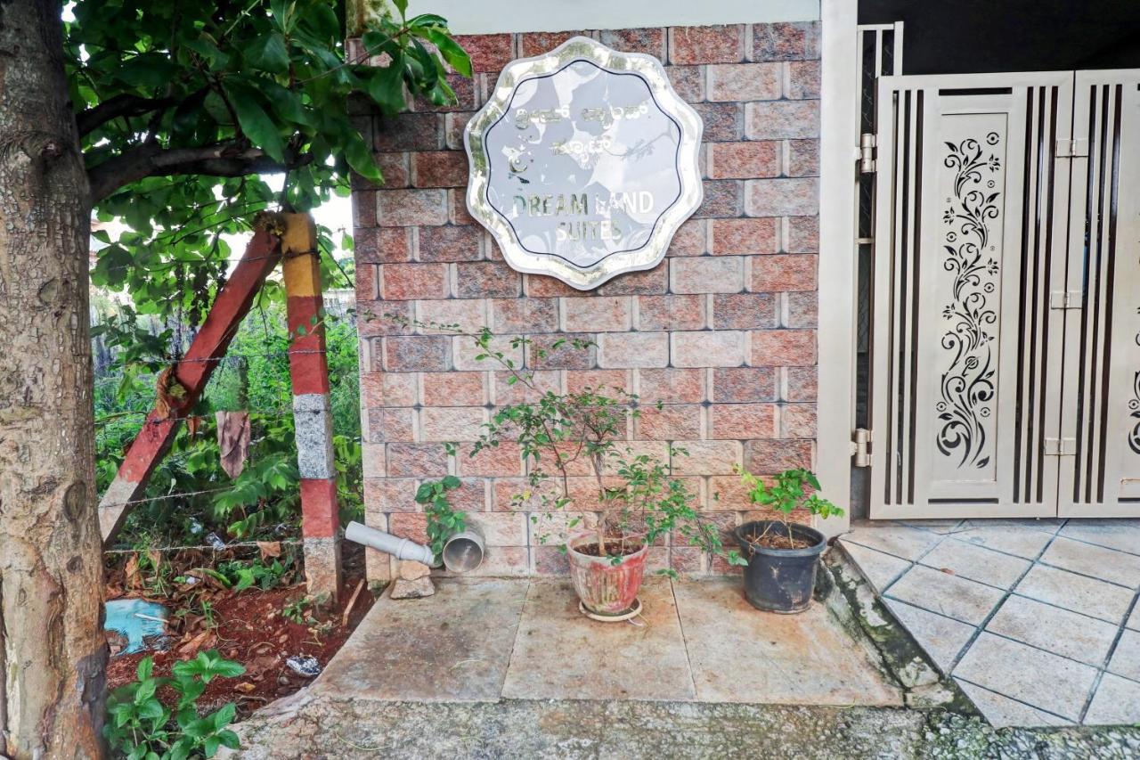 Yelahanka Townhouse Oak Dreamland Suites المظهر الخارجي الصورة
