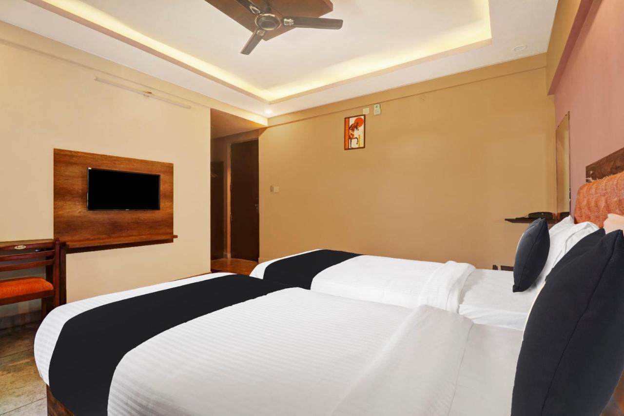 Yelahanka Townhouse Oak Dreamland Suites المظهر الخارجي الصورة
